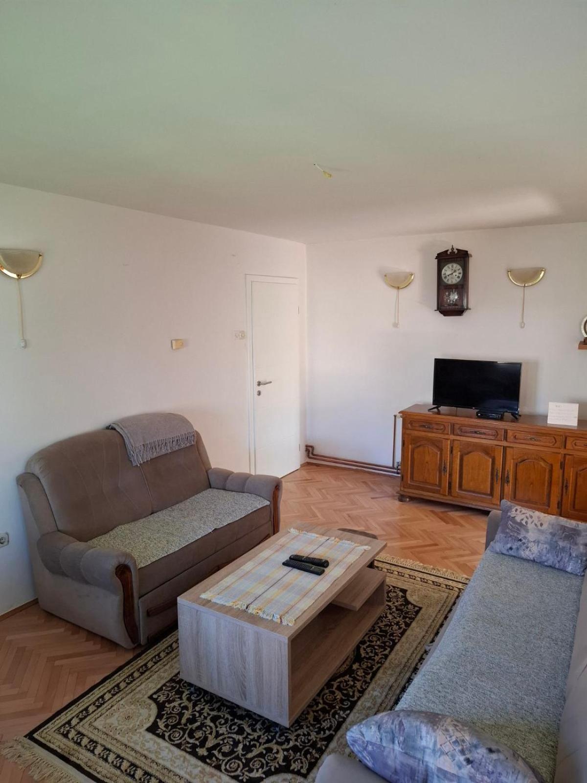 Apartman Mickey SJJ Exteriör bild
